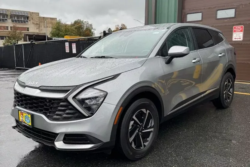 2023 Kia Sportage Hybrid LX photo 1