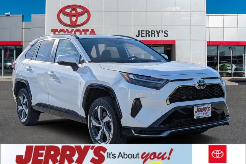 2025 Toyota RAV4 Hybrid SE photo 1