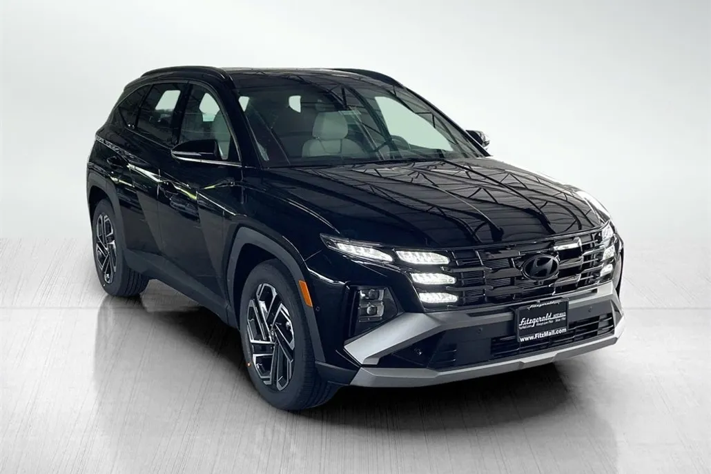 2025 Hyundai Tucson Limited photo 1