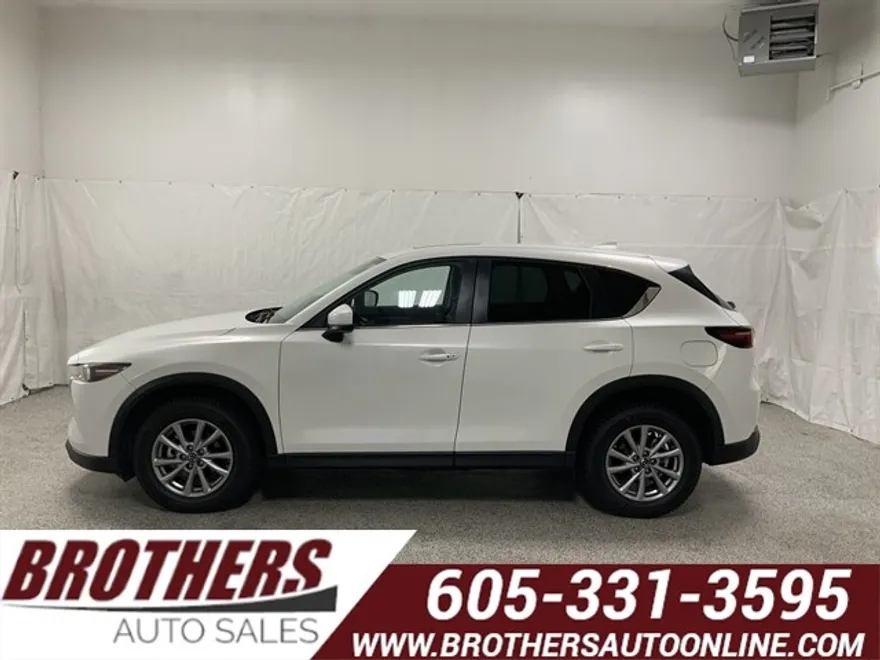 2023 Mazda CX-5 2.5 S Preferred photo 1