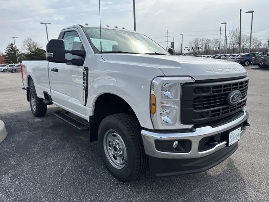 2025 Ford F-250 photo 1
