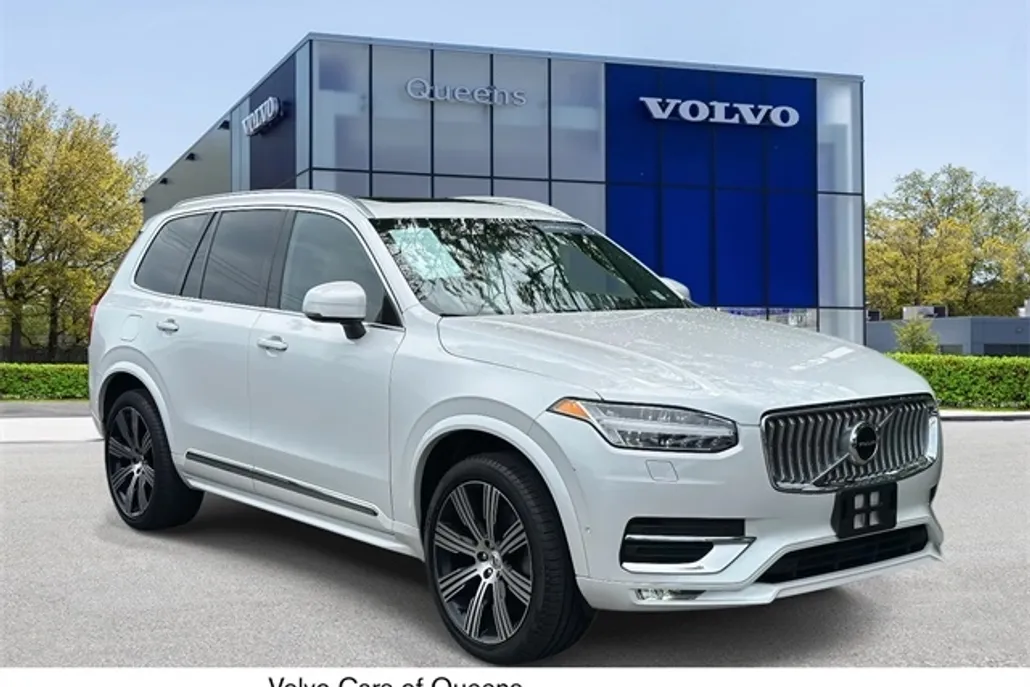 2022 Volvo XC90 T6 Inscription photo 1
