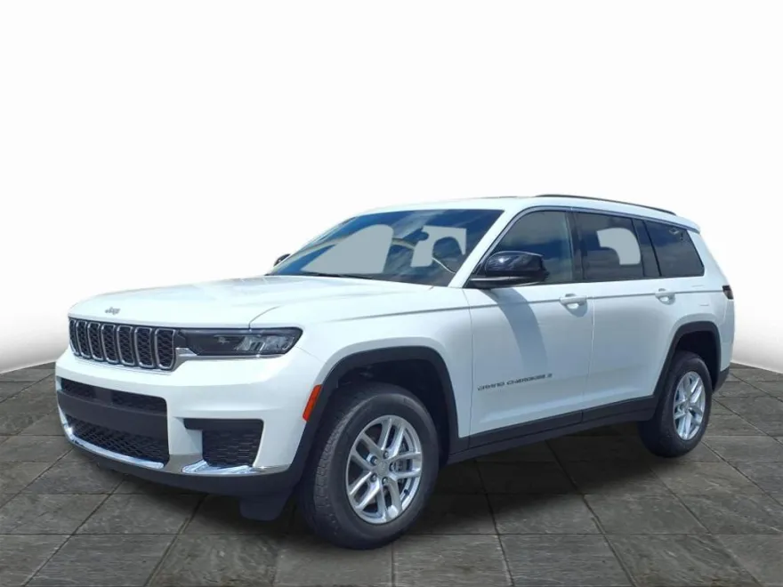 2025 Jeep Grand Cherokee Laredo X photo 1