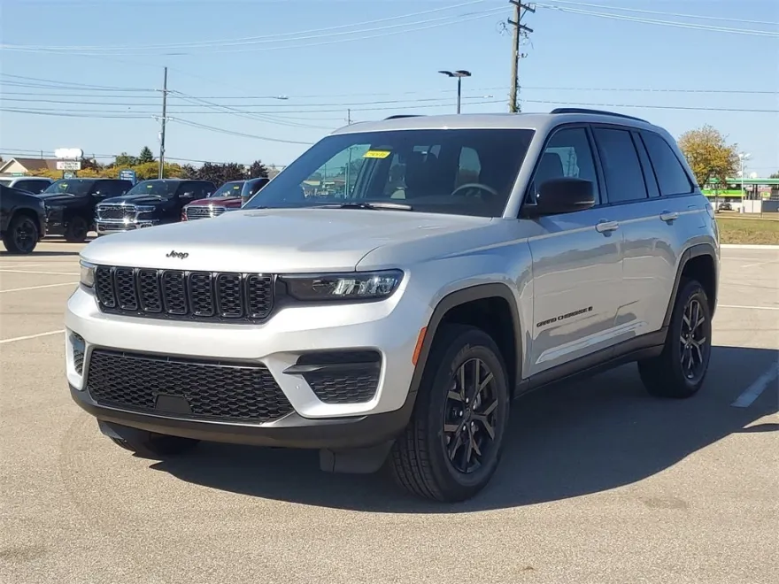 2025 Jeep Grand Cherokee Altitude X photo 1