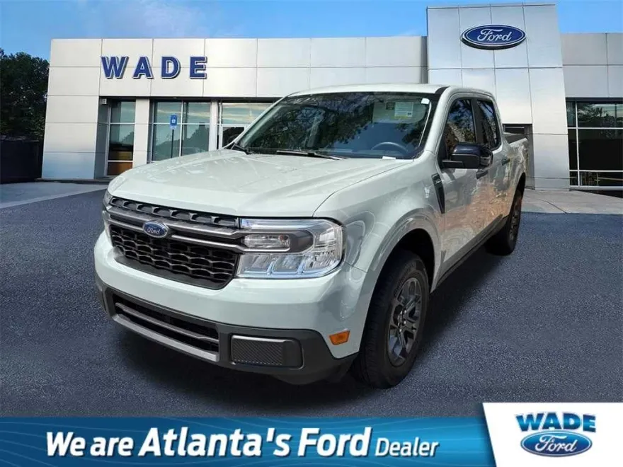 2024 Ford Maverick XLT photo 1