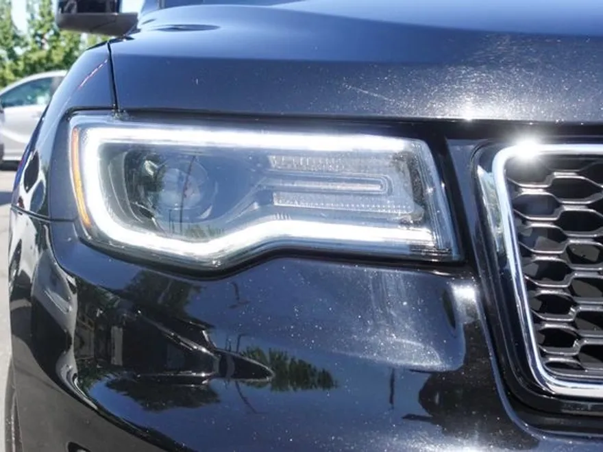 2021 Jeep Grand Cherokee Laredo E photo 1