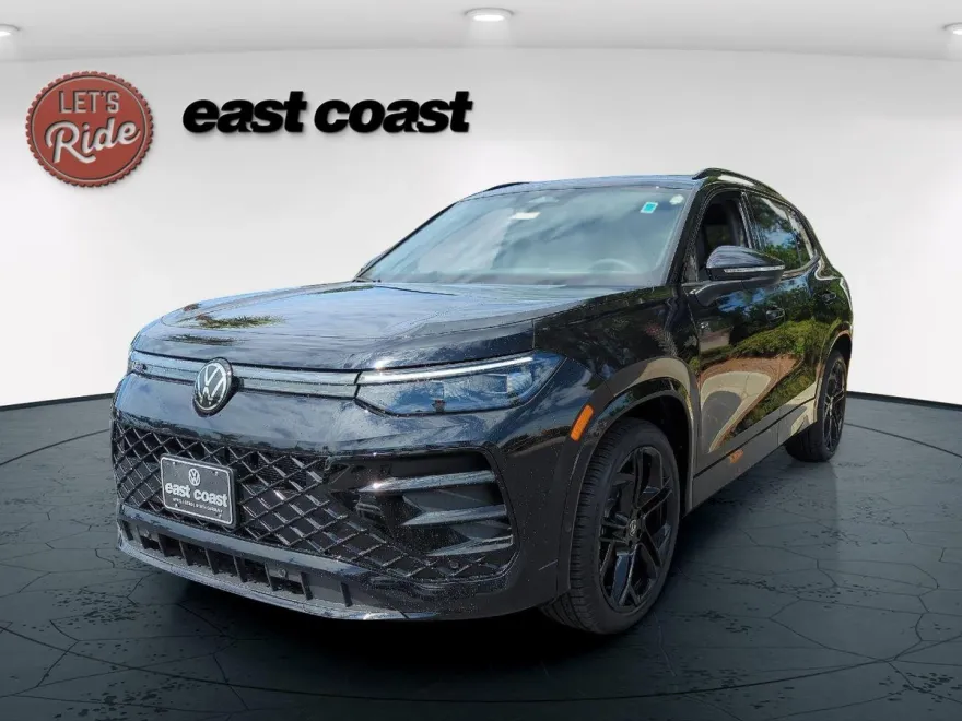2025 Volkswagen Tiguan SE R-Line Black photo 1
