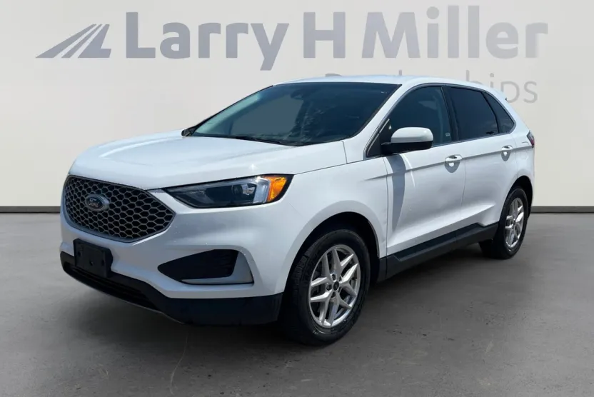 2024 Ford Edge SEL photo 1