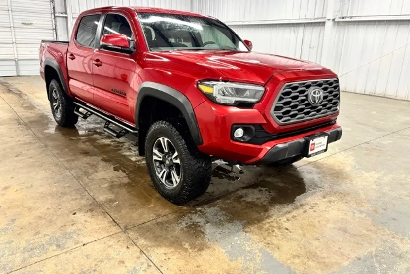 2022 Toyota Tacoma SR photo 1