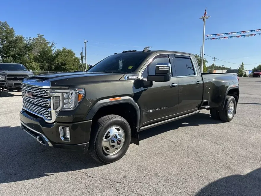 2022 Gmc Sierra 3500 HD Denali photo 1