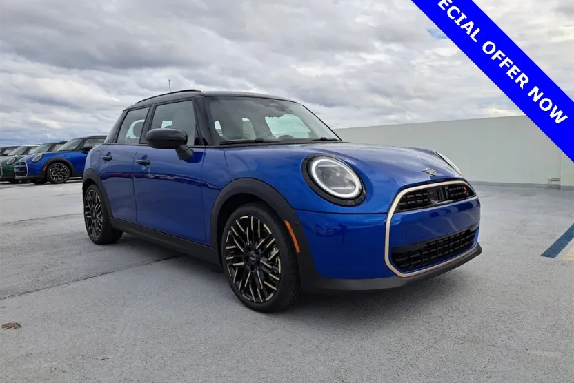 2025 Mini Cooper 4 Door Hardtop Signature photo 1