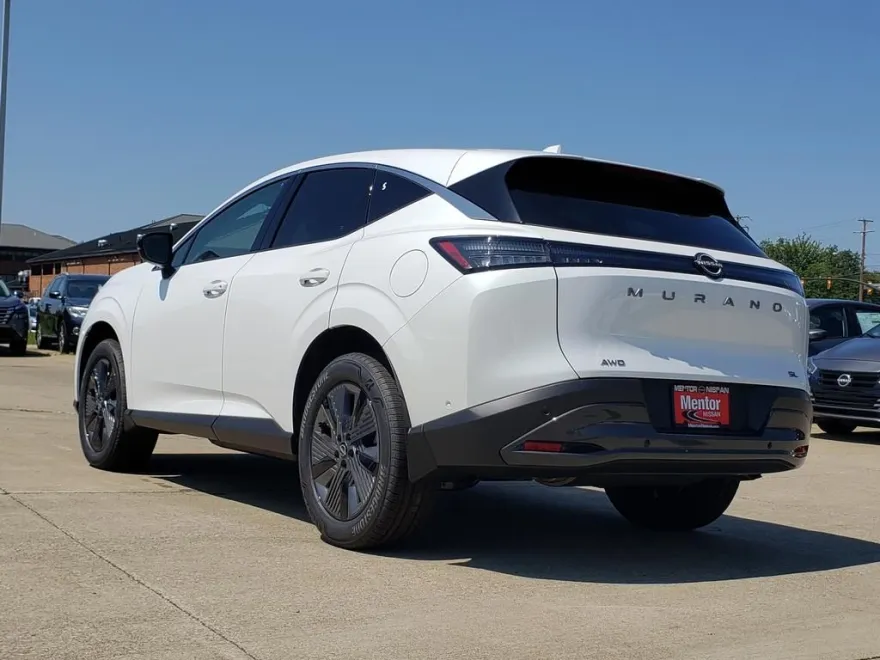 2025 Nissan Murano SL photo 1