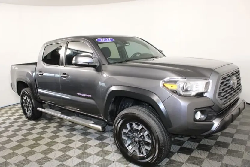 2021 Toyota Tacoma TRD Off-Road photo 1
