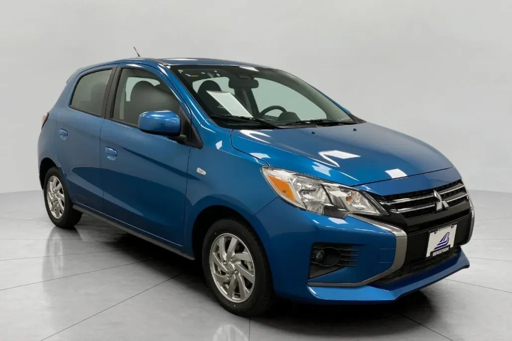 2024 Mitsubishi Mirage ES photo 1