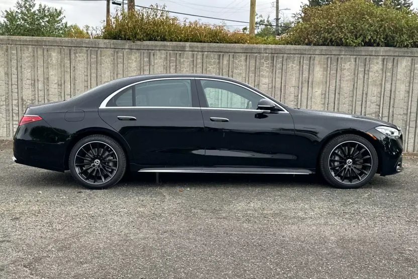 2026 Mercedes Benz S 580e 4MATIC photo 1