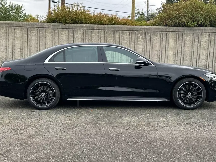 2026 Mercedes Benz S 580e 4MATIC photo 1
