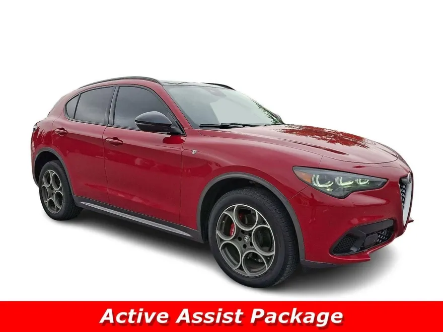 2024 Alfa Romeo Stelvio Ti photo 1