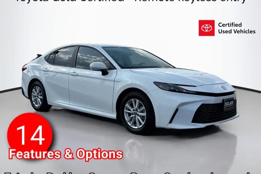 2025 Toyota Camry LE photo 1