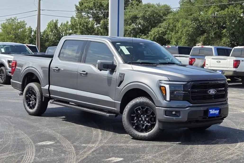2025 Ford F-150 Lariat photo 1