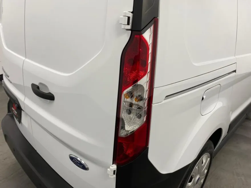 2022 Ford Transit Van XL photo 13