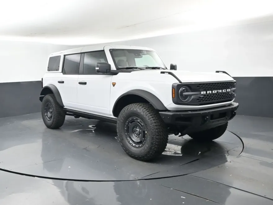 2025 Ford Bronco Badlands photo 1