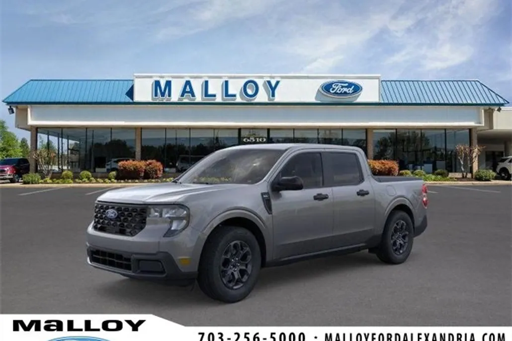 2025 Ford Maverick XLT photo 1