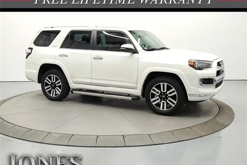 2023 Toyota 4Runner Limited photo 1