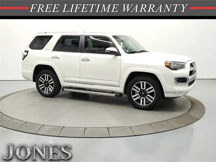 2023 Toyota 4Runner Limited photo 1