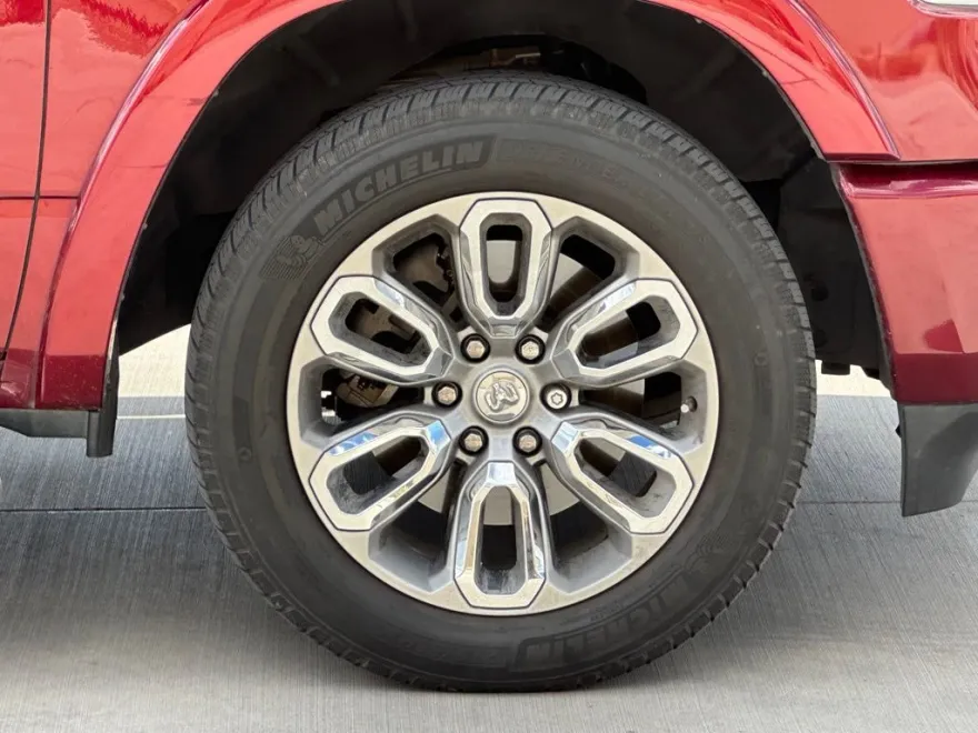 2021 Ram 1500 Laramie photo 1