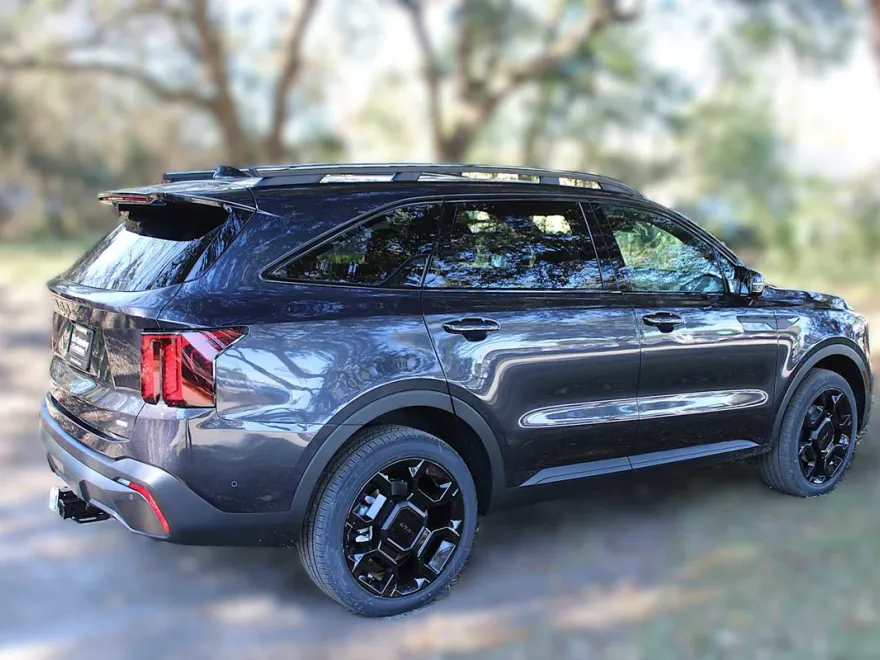 2025 Kia Sorento X-Line SX Prestige photo 1