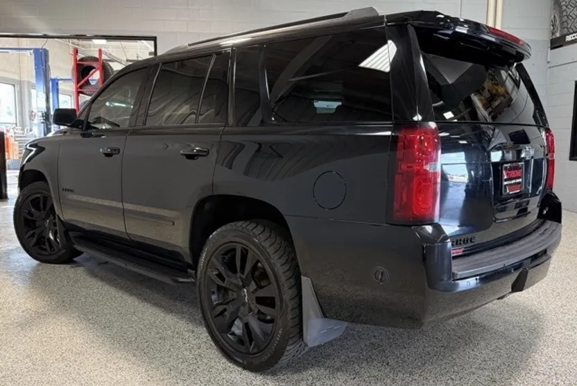 2018 Chevrolet Tahoe Premier photo 1