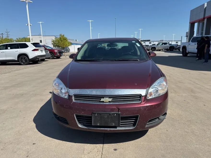 2007 Chevrolet Impala LTZ photo 1