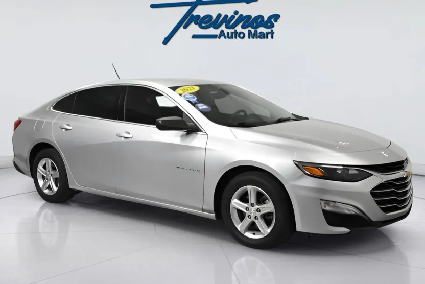 2021 Chevrolet Malibu LS photo 1