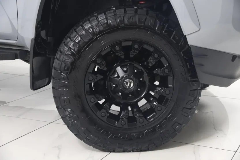 2021 Toyota Tacoma TRD Sport photo 1