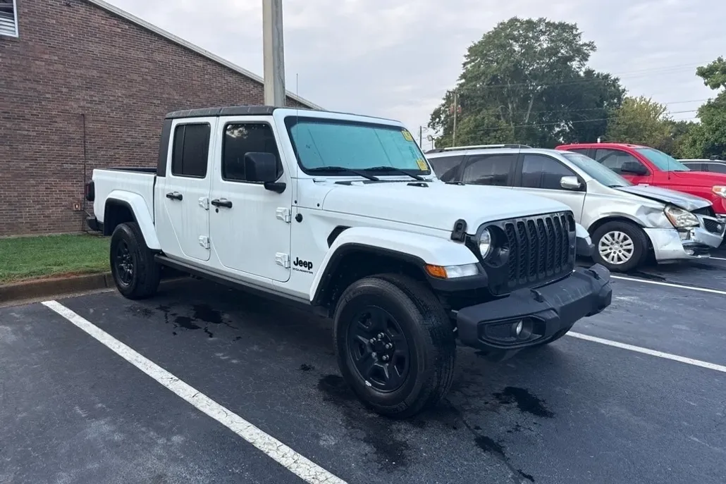 2023 Jeep Gladiator Sport photo 1