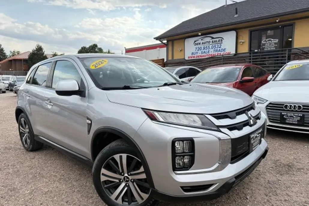 2021 Mitsubishi Outlander Sport ES photo 1