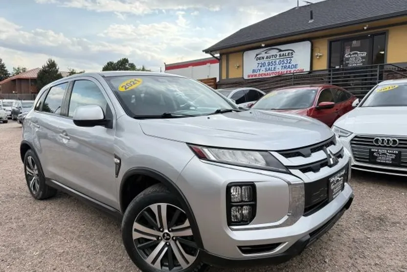 2021 Mitsubishi Outlander Sport ES photo 1