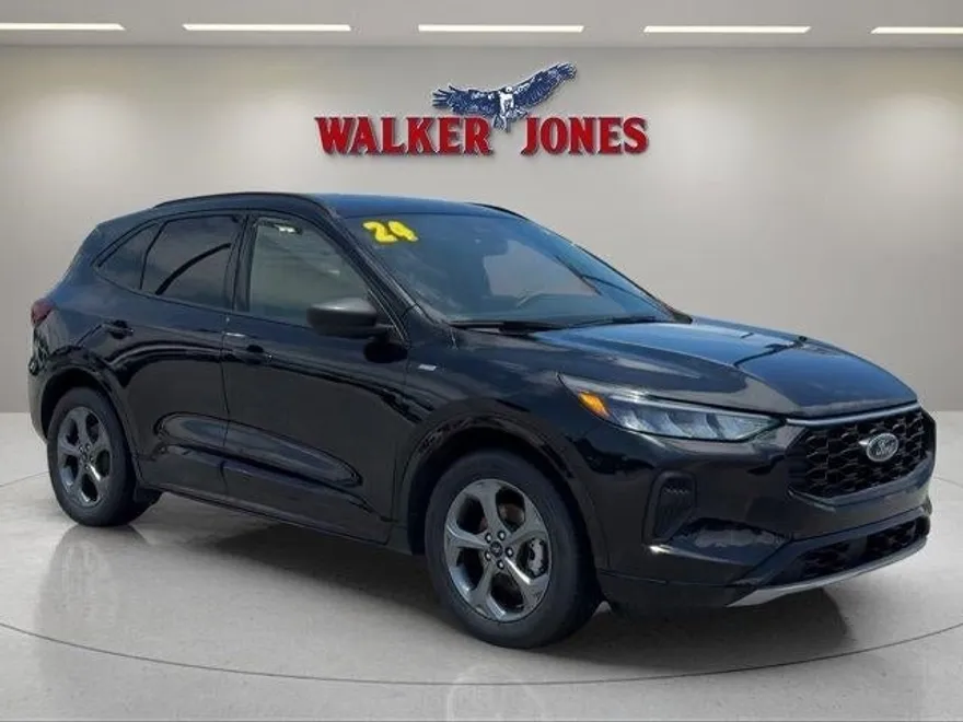 2024 Ford Escape ST-Line photo 1