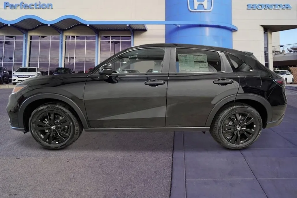 2026 Honda HR-V Sport photo 1