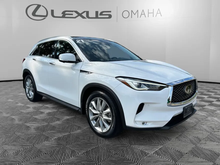 2021 Infiniti QX50 Essential AWD photo 1