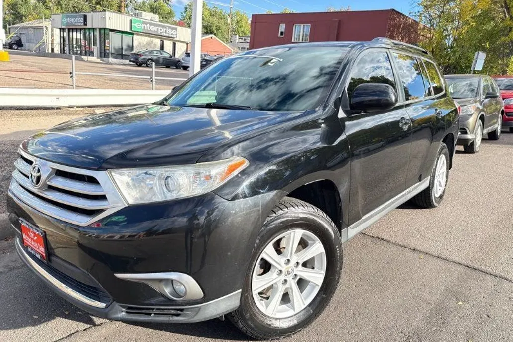 2012 Toyota Highlander SE photo 1