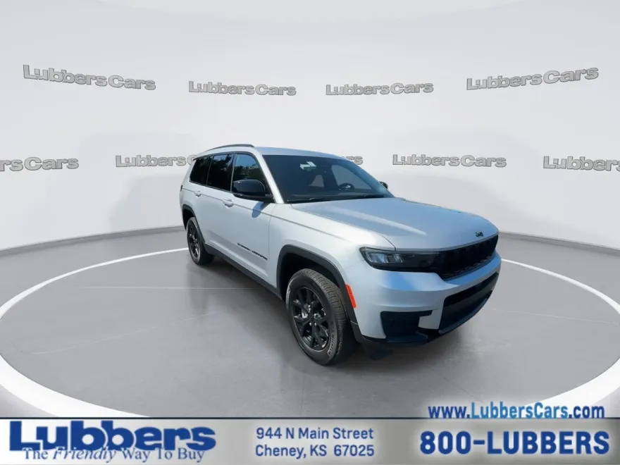 2024 Jeep Grand Cherokee Altitude photo 1