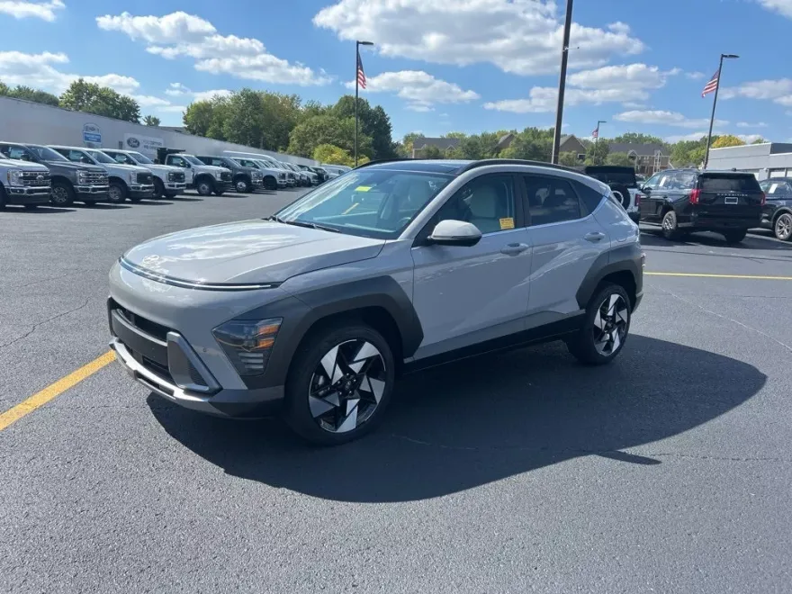 2024 Hyundai Kona Limited photo 1
