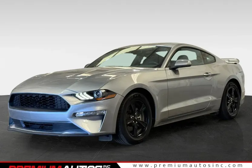 2022 Ford Mustang EcoBoost photo 1
