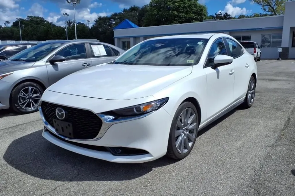 2023 Mazda Mazda3 Sedan 2.5 s Preferred photo 1
