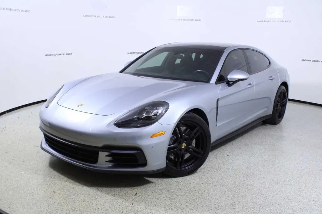 2020 Porsche Panamera Base photo 1