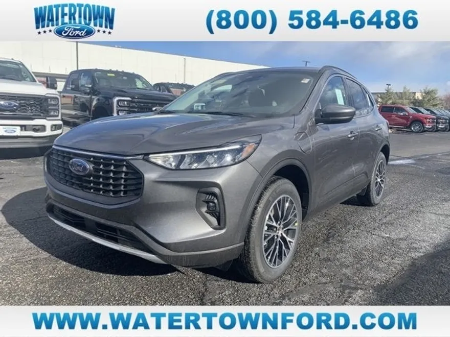 2025 Ford Escape photo 1