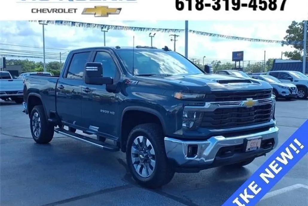2025 Chevrolet Silverado 2500HD LT photo 1