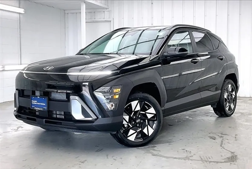 2025 Hyundai Kona SEL photo 1