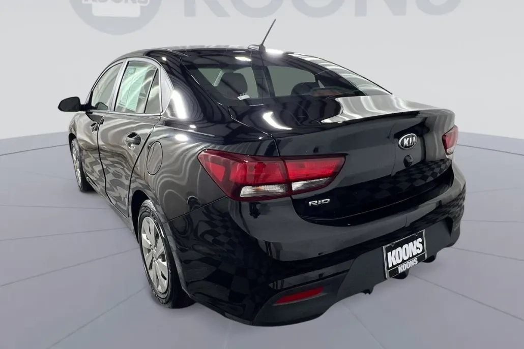 2020 Kia Rio LX photo 1